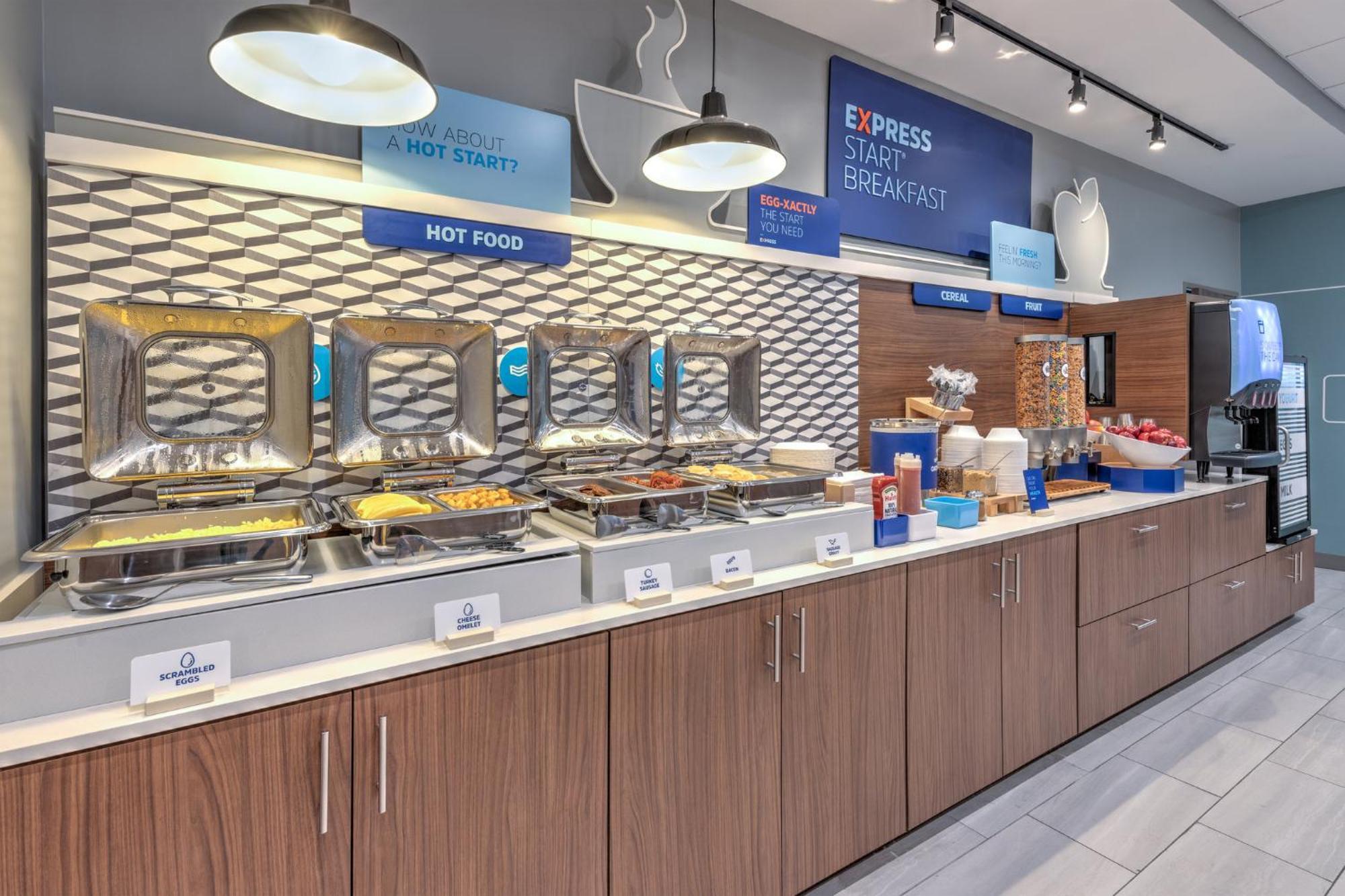 Holiday Inn Express & Suites Austin Airport East By Ihg Dış mekan fotoğraf