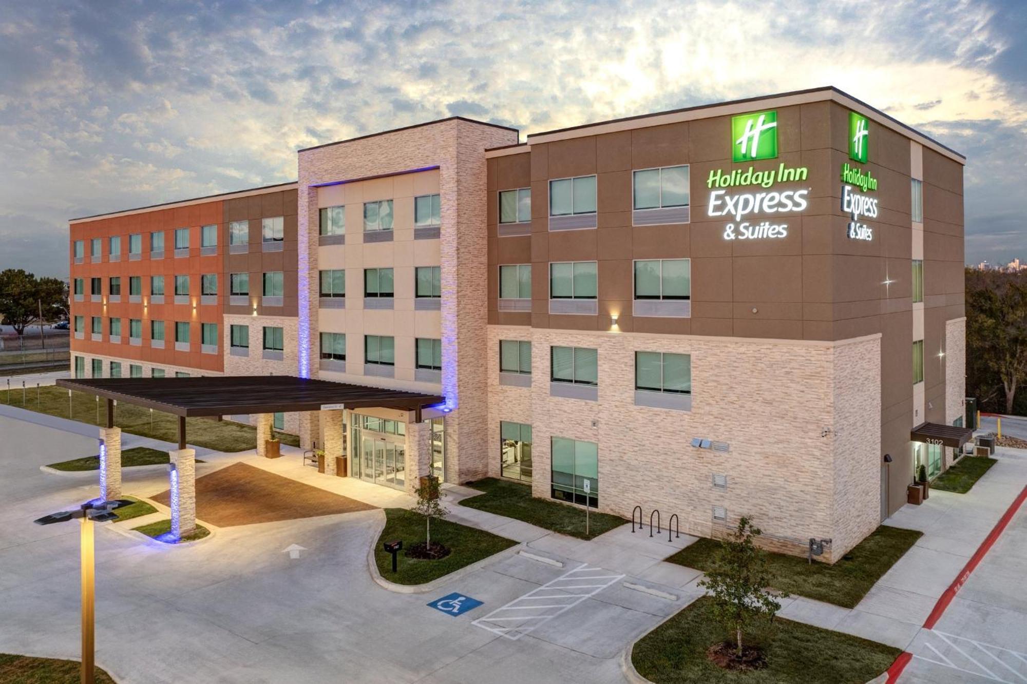Holiday Inn Express & Suites Austin Airport East By Ihg Dış mekan fotoğraf